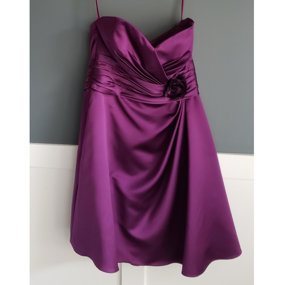 Bridesmaids Dress with Pockets by Allure Bridals in Plum Purple - Picture 1 of 6